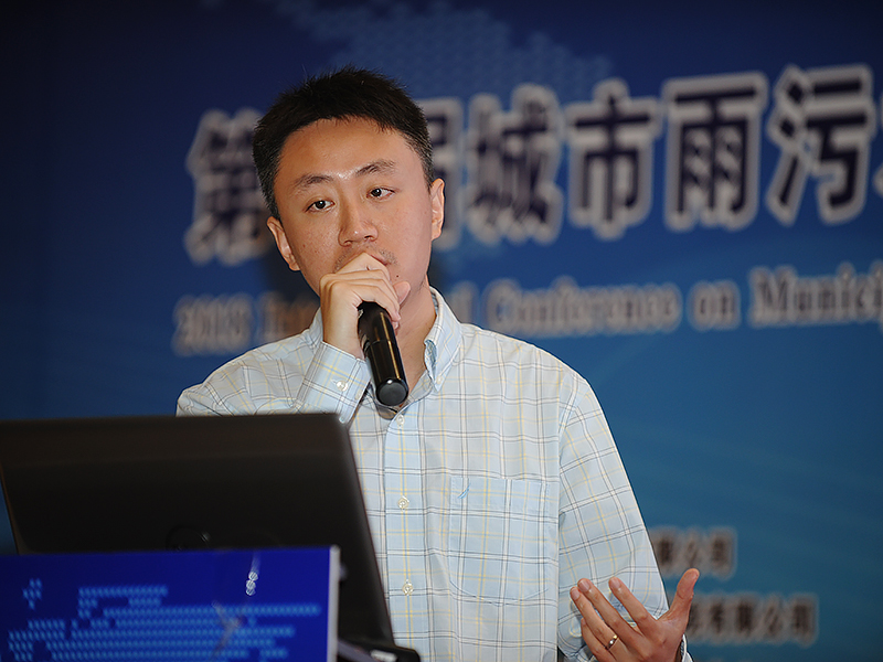 陈岩.JPG