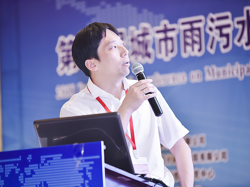 张显忠.jpg