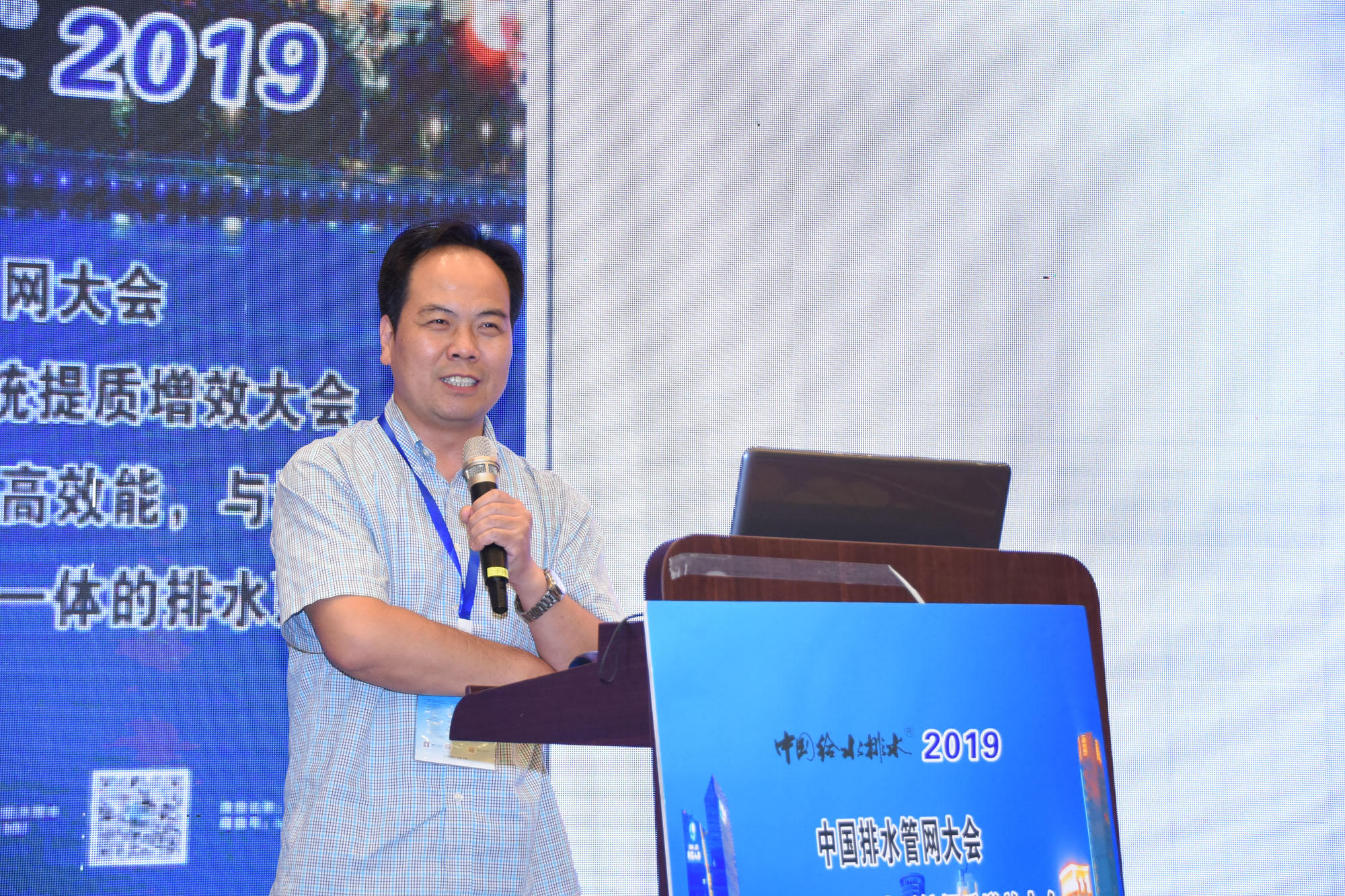 李111.jpg 李111.jpg